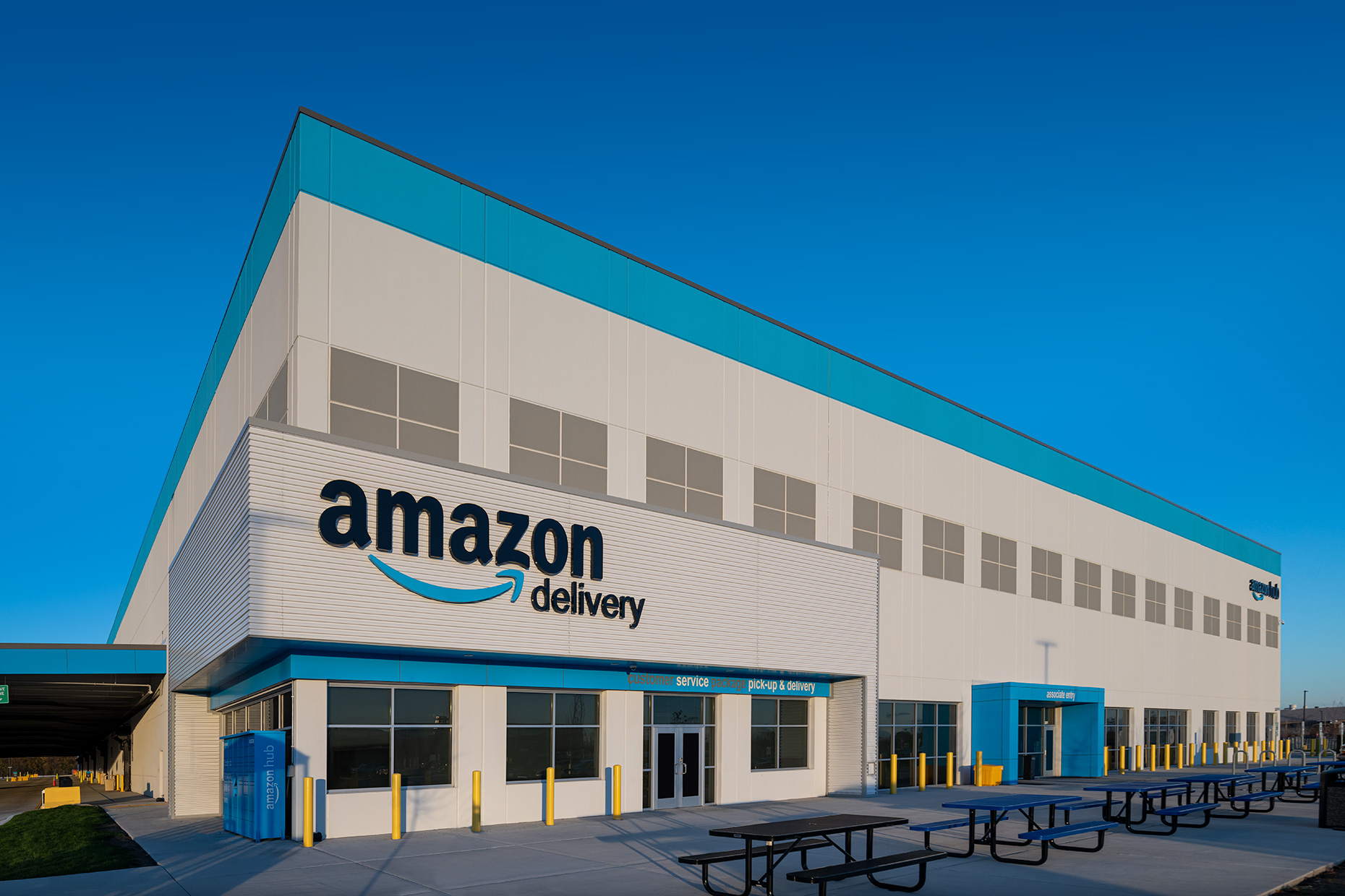 Amazon Distribution Center, Pullman, Illinois